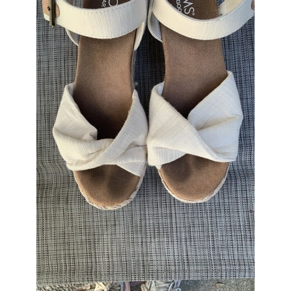 TOMS Women Kinsley Platform Wedge Espadrille Sandals Ankle Strap Twist Front 6.5